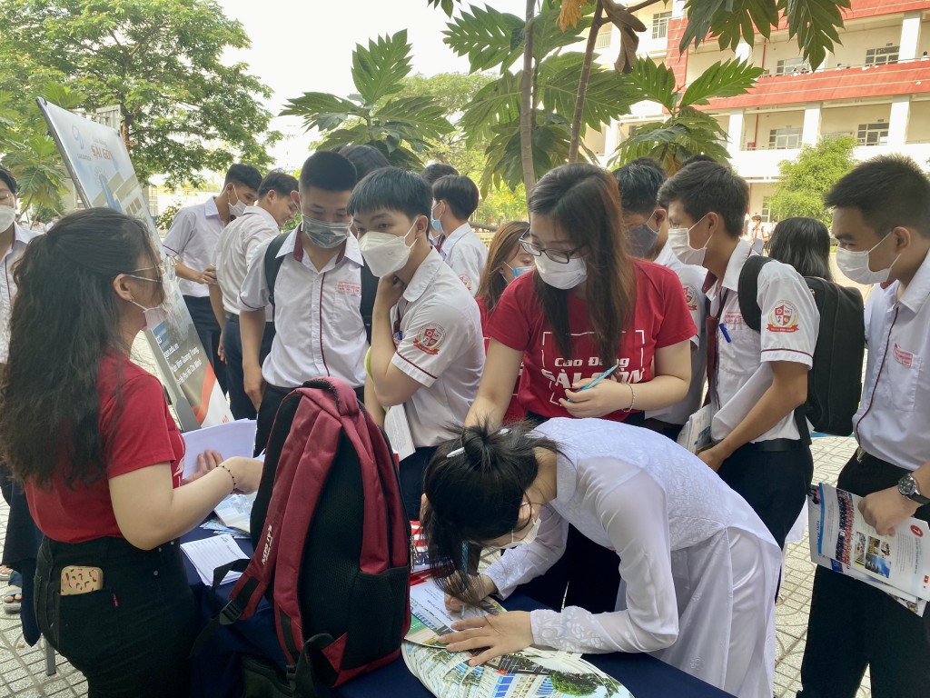 cao dang nghe co lien thong dai hoc duoc khong