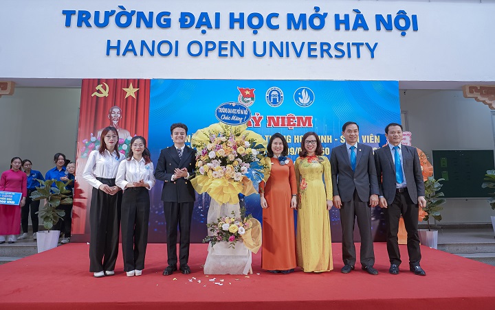 sv dai hoc tu xa dai ho mo ha noi