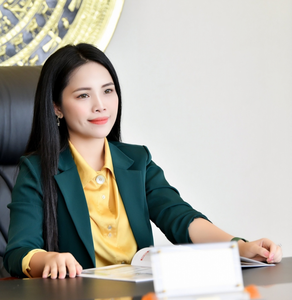 nu doanh nhan thanh dat